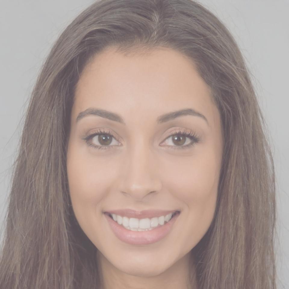 Carmela Vistoria, Directora Creativa de aurelthivosan